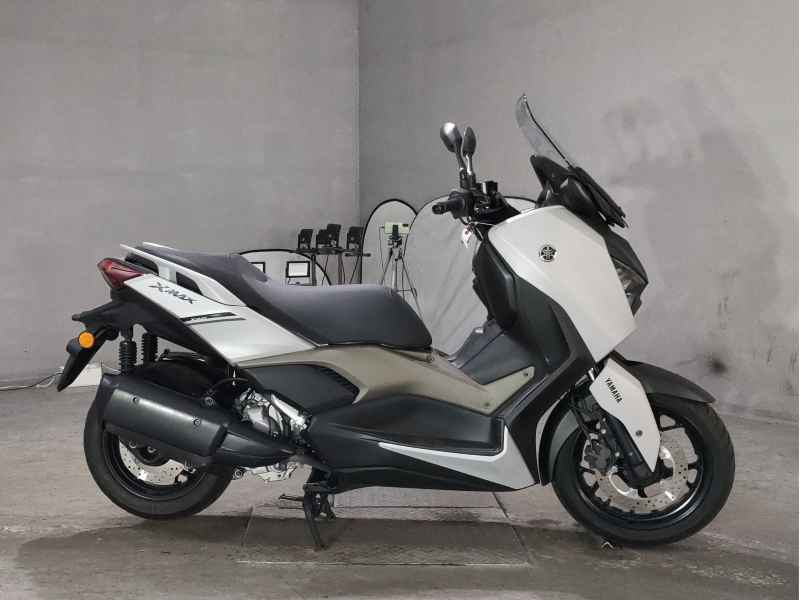 Yamaha XMAX 250