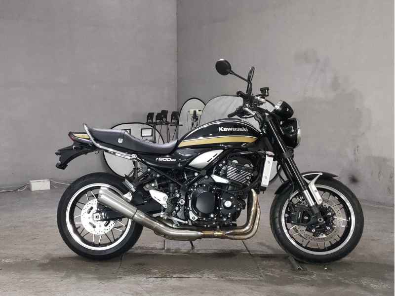 Kawasaki Z900RS 2022