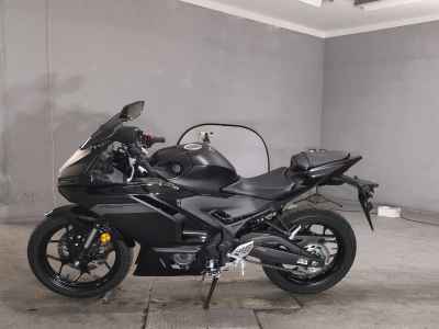 Yamaha YZF-R25