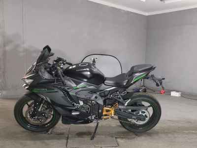 Kawasaki Ninja ZX-4R SE 2023