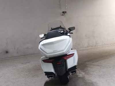 Honda GL1800 Gold Wing Tour DCT 2026