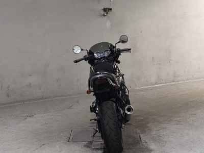 Kawasaki Z900RS 2024