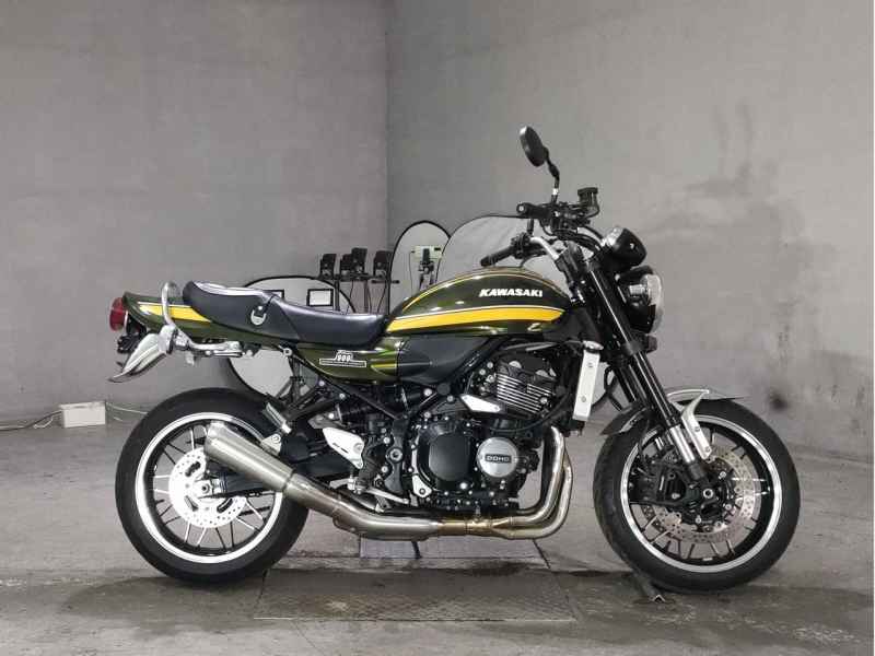 Kawasaki Z900RS 2021