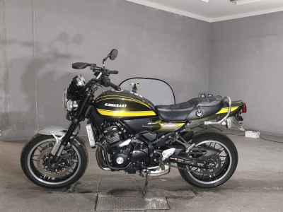 Kawasaki Z900RS 2021