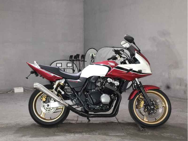 Honda CB400 Super Boldor 2006