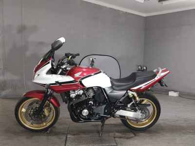 Honda CB400 Super Boldor 2006