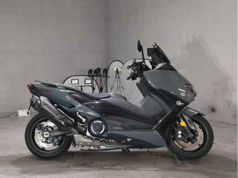 Yamaha TMAX 560 2021