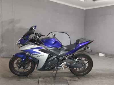 Yamaha YZF-R25 2018