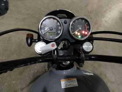 Kawasaki W800 2022