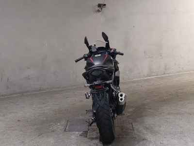 Honda CBR400R 2021