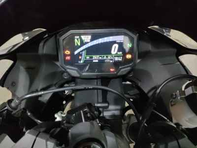 Kawasaki Ninja ZX-6R 2025