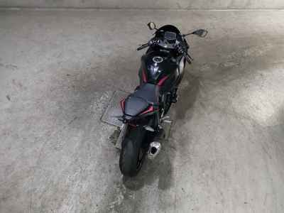 Kawasaki Ninja ZX-6R 2025