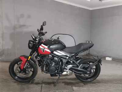 Triumph Trident 660 2025
