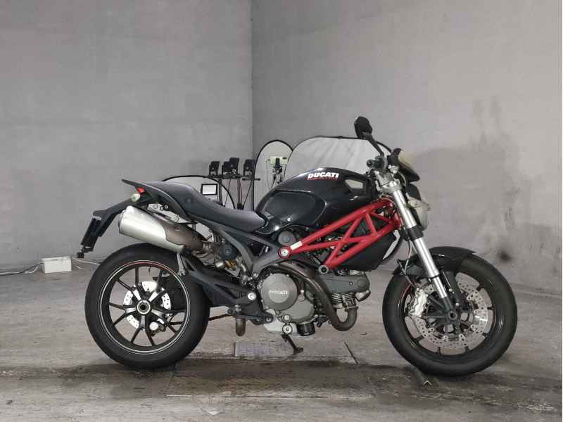 Ducati Monster 796 2011