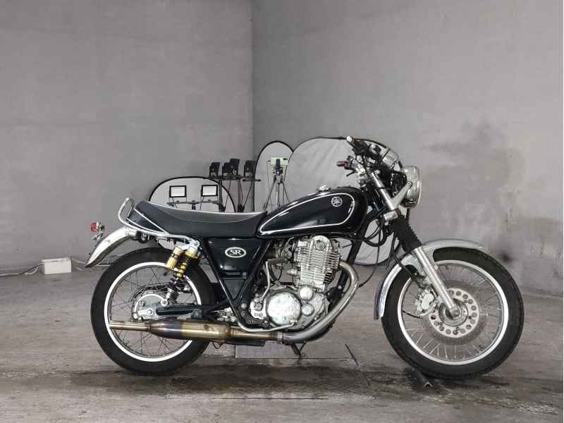 Yamaha SR400 2005