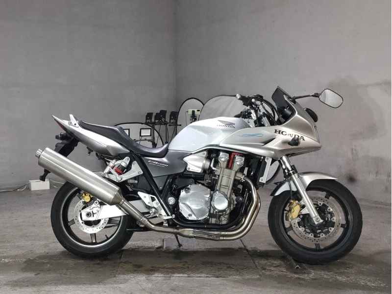 Honda CB1300 Super Boldor 2006