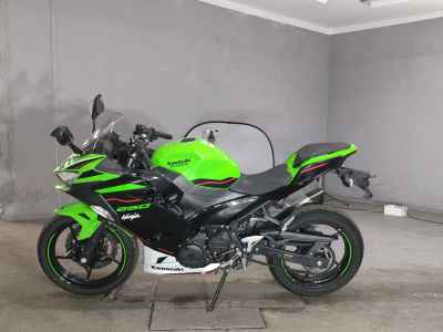 Kawasaki Ninja 250