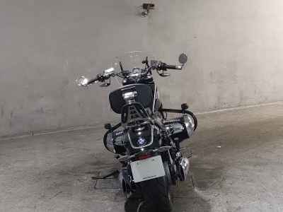 BMW R18 2021