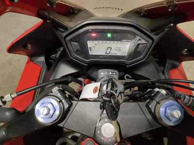 Honda CBR400R 2017