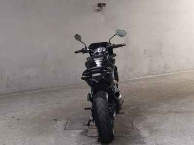 Suzuki Gladius SFV400 2013