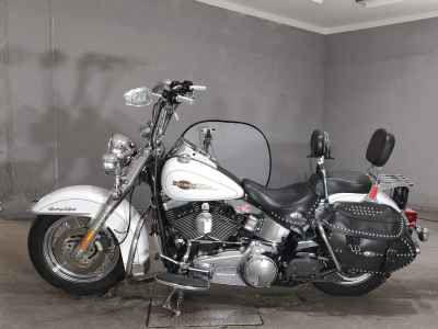 Harley-Davidson FLSTC1580 2006