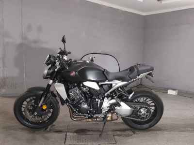 Honda CB1000R 2021