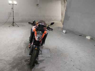 KTM 1290 Super Duke R 2016
