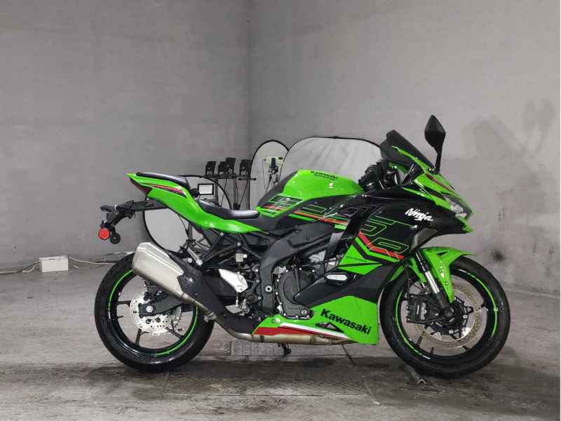 Kawasaki Ninja ZX-25R KRT Edition