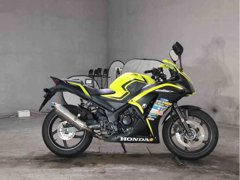 Honda CBR250R 2016