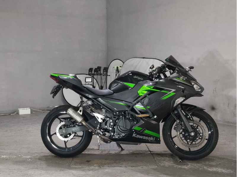 Kawasaki Ninja 400 2023