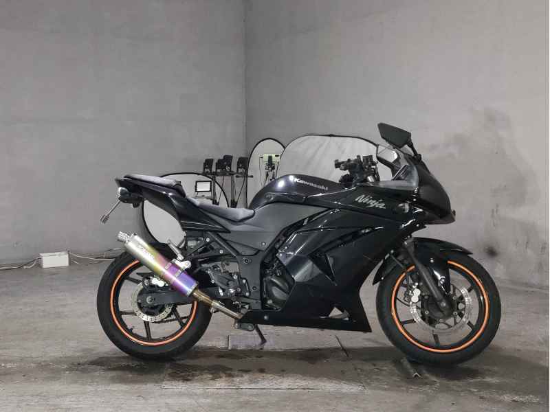Kawasaki Ninja 250R 2011