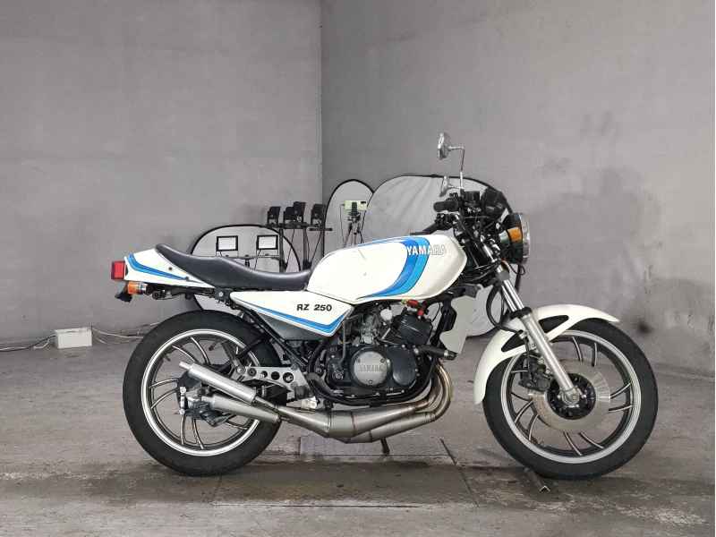 Yamaha RZ250