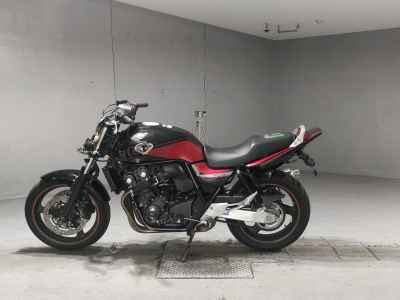 Honda CB400 Super Boldor 2010
