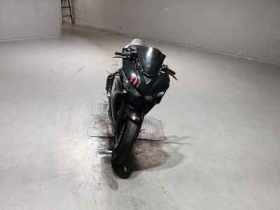 Yamaha YZF-R25