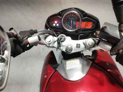 Suzuki GSR250