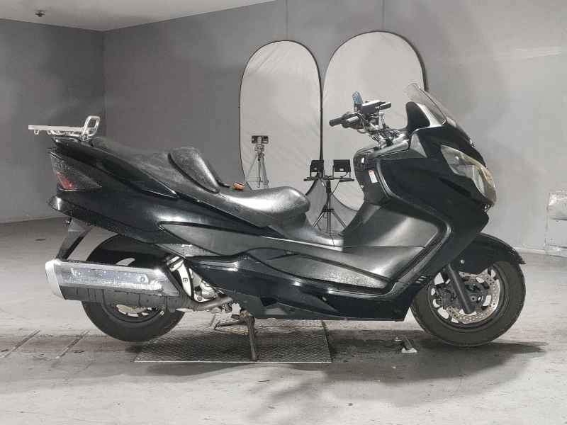 Suzuki Skywave 250S