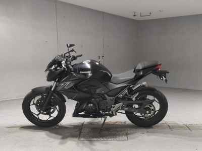 Kawasaki Z250