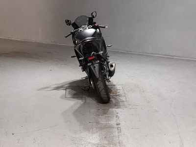 Yamaha YZF-R25 2023