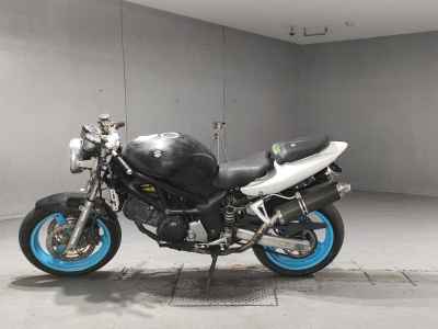 Suzuki SV400
