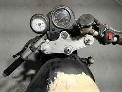 Suzuki SV400