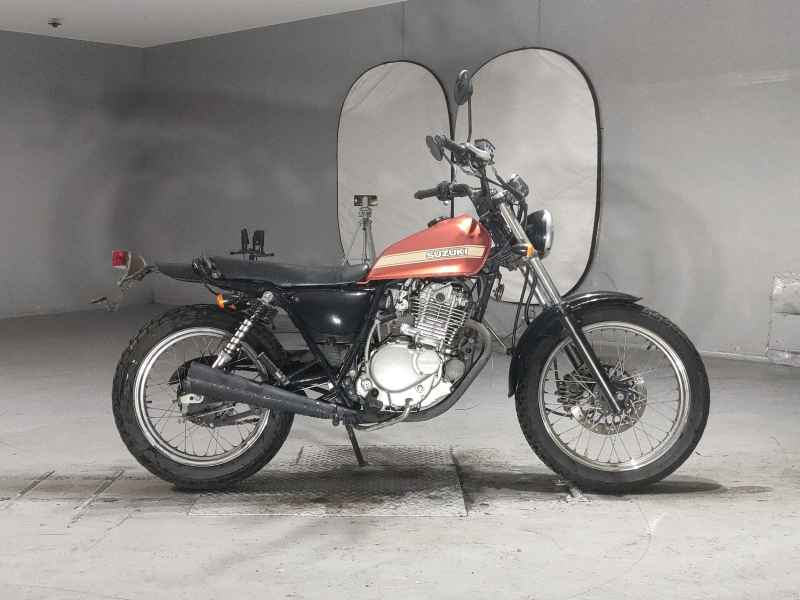 Suzuki GrassTracker