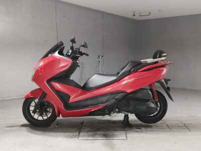 Honda Forza SI
