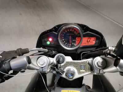 Suzuki GSR250
