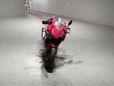 Honda CBR400R 2024