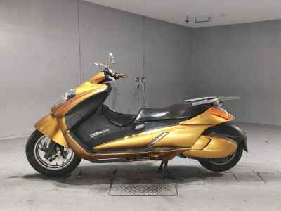 Suzuki Gemma 250