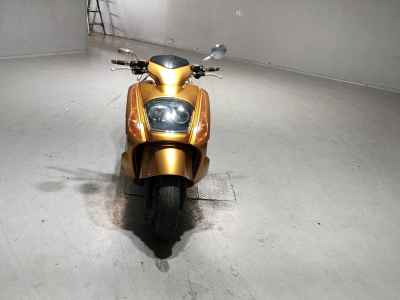 Suzuki Gemma 250