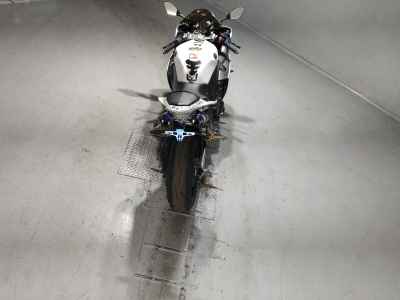 Yamaha YZF-R1 2010