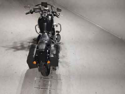 Harley-Davidson FLSL1750 2020