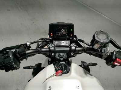 Yamaha XSR900 2025