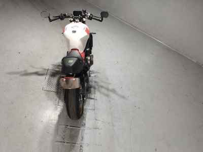 Yamaha XSR900 2025